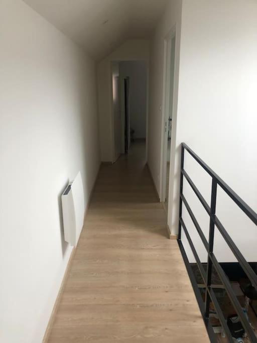 Une Maison Agreable Pour Se Detendre サン・クエンティン エクステリア 写真